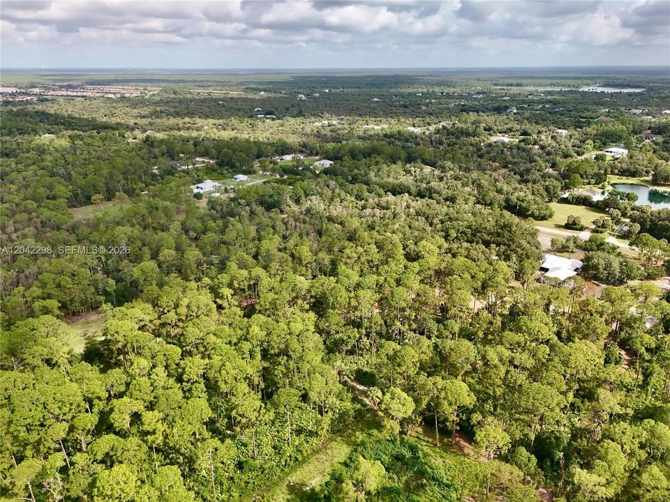 На продажу: $215,000 (2.50 acres)