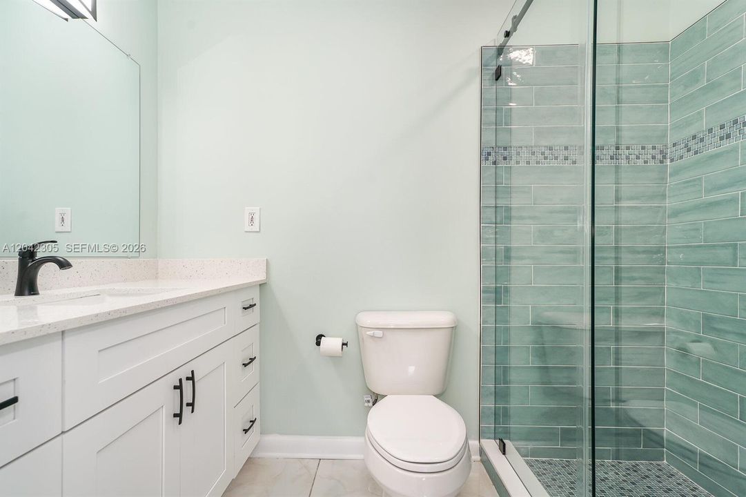 For Sale: $269,900 (2 beds, 2 baths, 1175 Square Feet)