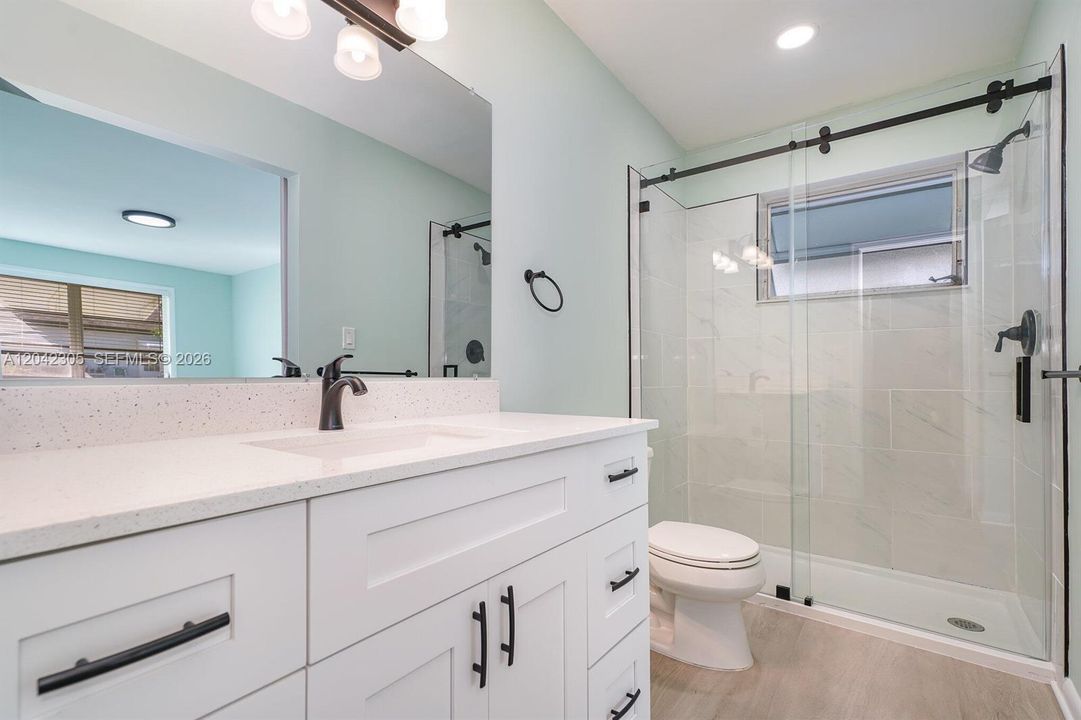 For Sale: $269,900 (2 beds, 2 baths, 1175 Square Feet)