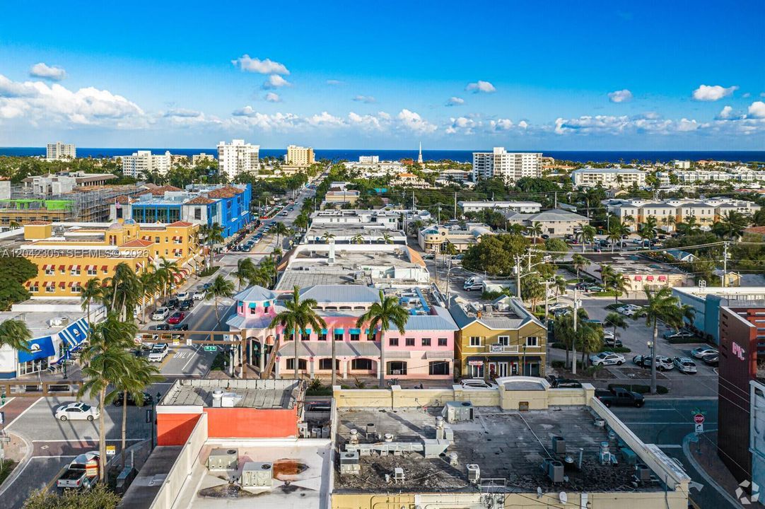 For Sale: $269,900 (2 beds, 2 baths, 1175 Square Feet)