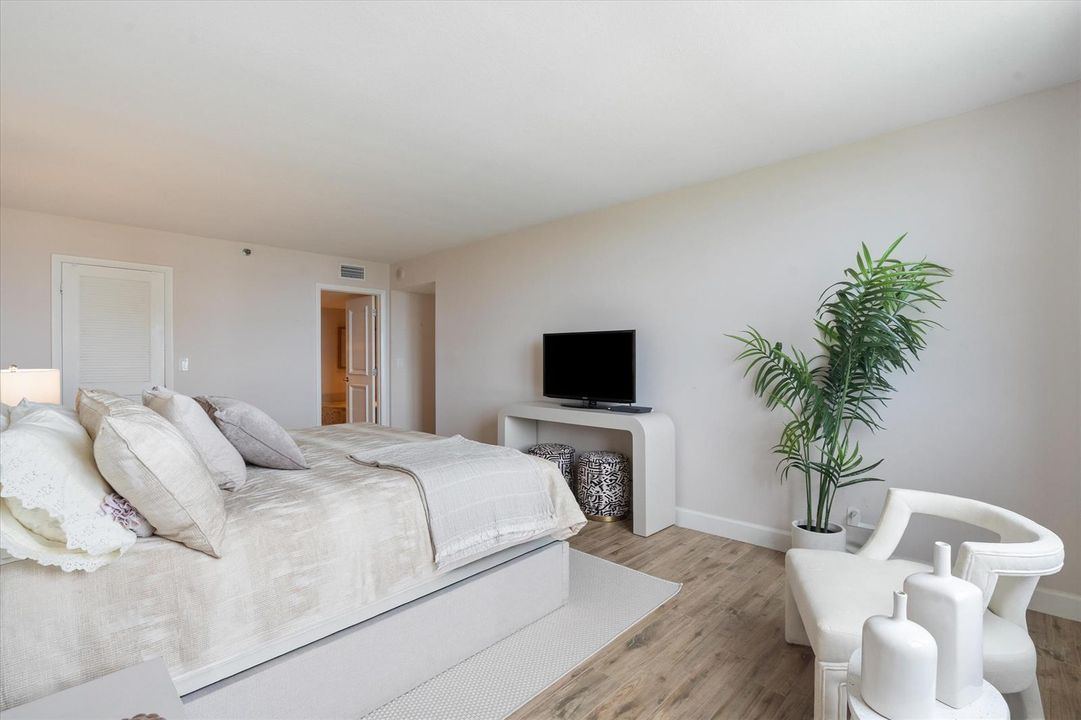 22-2003 N Ocean Blvd #902 Boca Raton, FL