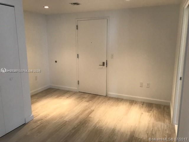 En Renta: $4,750 (2 camas, 2 baños, 1026 Pies cuadrados)