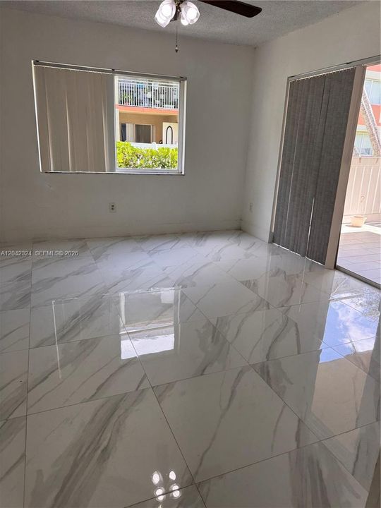 В аренду: $2,050 (1 спален, 1 ванн, 851 Квадратных фут)