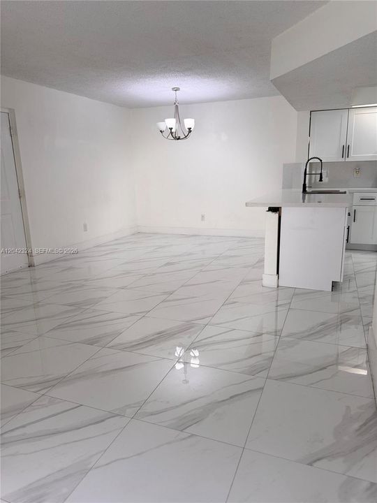 В аренду: $2,050 (1 спален, 1 ванн, 851 Квадратных фут)