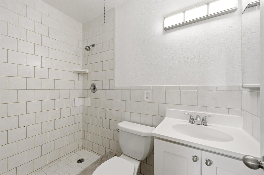 22_primary bathroom