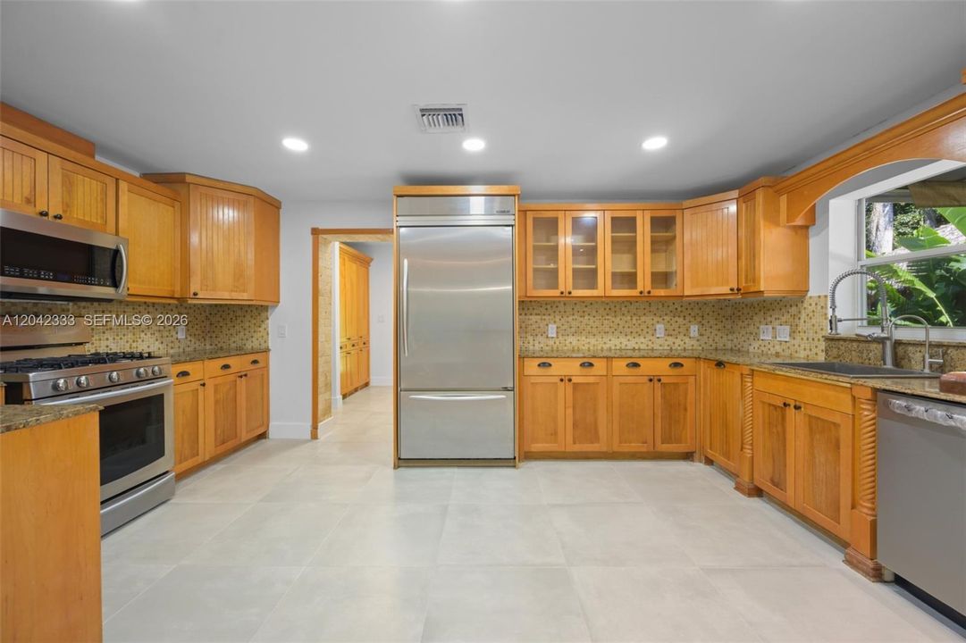 В аренду: $8,500 (4 спален, 3 ванн, 2238 Квадратных фут)