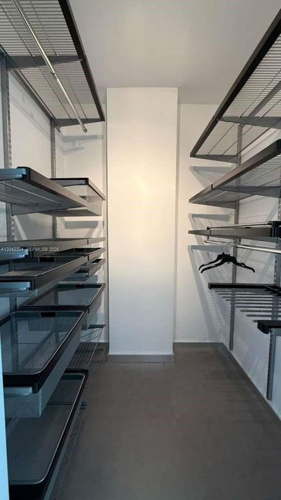 En Venta: $342,000 (1 camas, 1 baños, 1005 Pies cuadrados)