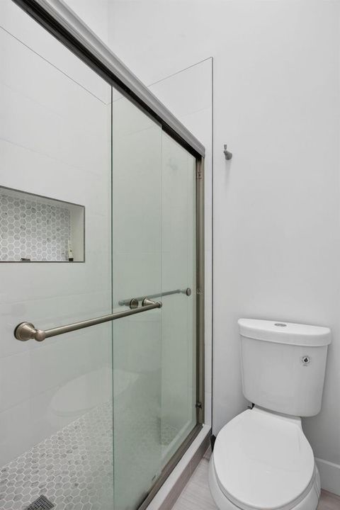 33-web-or-mls-2457-3206