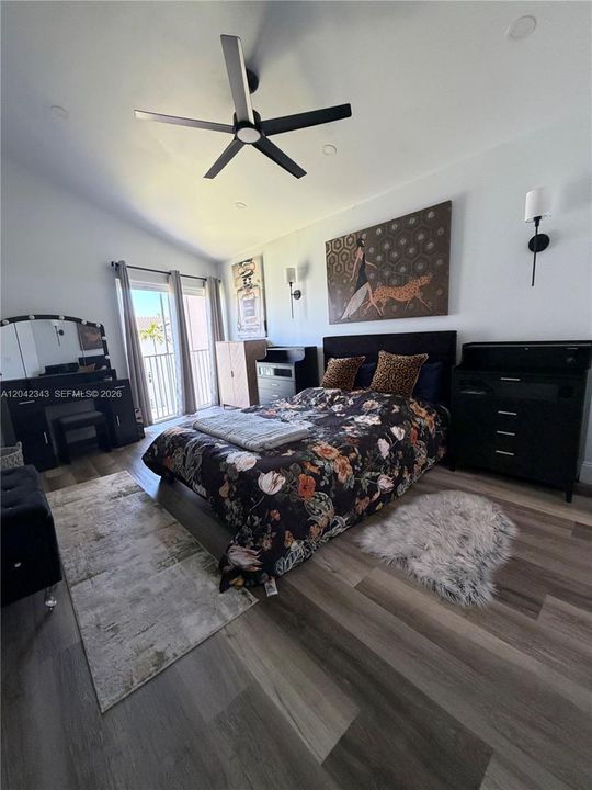 В аренду: $2,500 (1 спален, 1 ванн, 780 Квадратных фут)