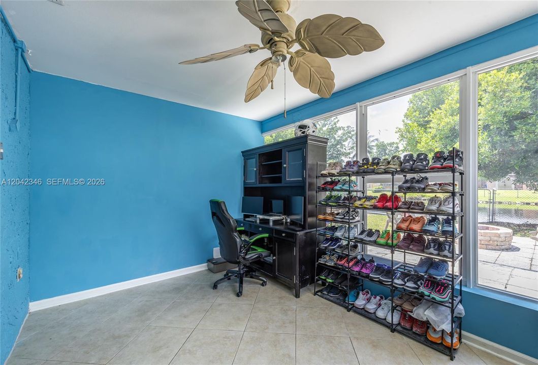 На продажу: $510,000 (3 спален, 2 ванн, 1603 Квадратных фут)