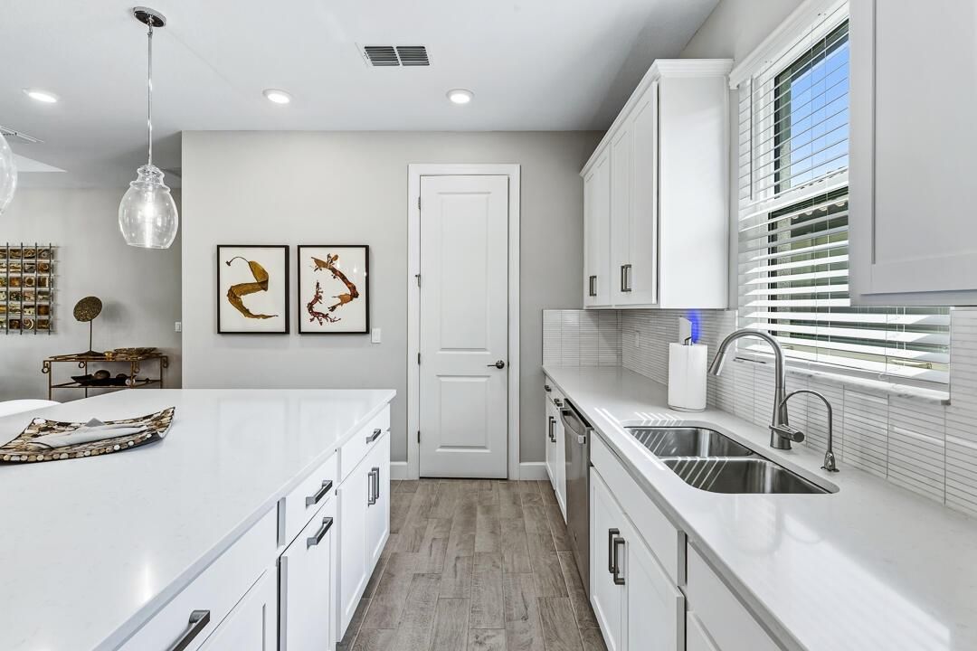 12828 SW Ambra Street-16
