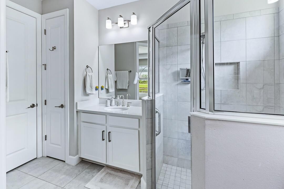 12828 SW Ambra Street-7