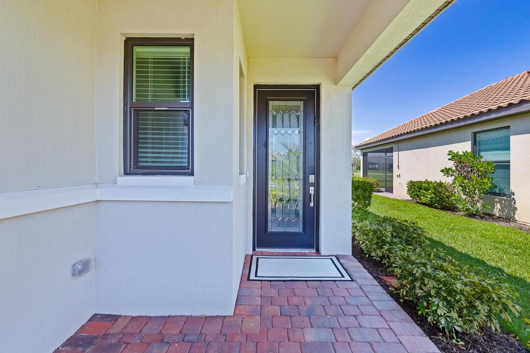 12828 SW Ambra Street-34
