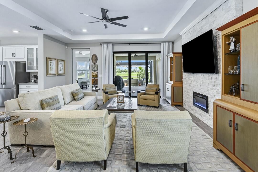12828 SW Ambra Street-20
