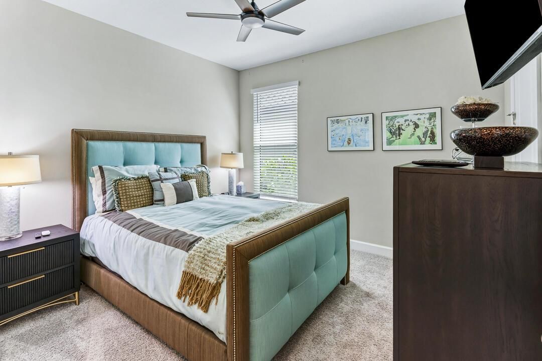 12828 SW Ambra Street-25