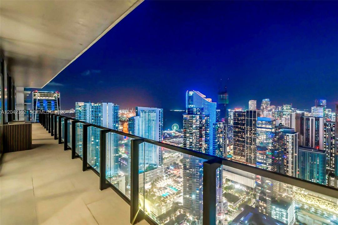For Sale: $7,500,000 (4 beds, 4 baths, 2693 Square Feet)