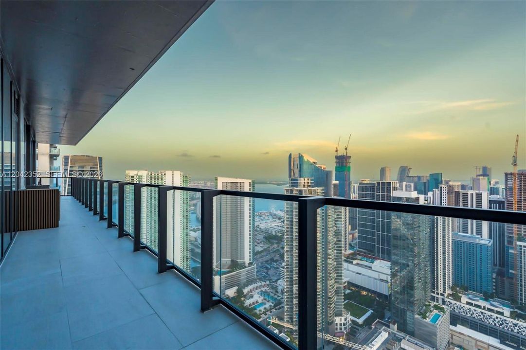 For Sale: $7,500,000 (4 beds, 4 baths, 2693 Square Feet)