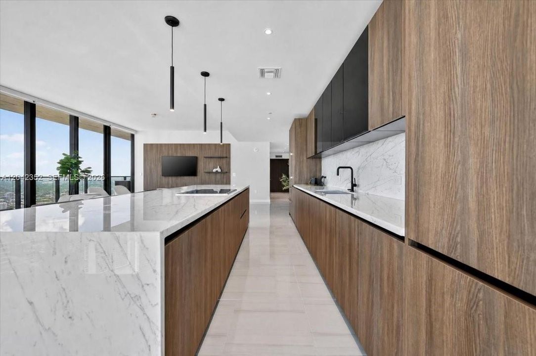 For Sale: $7,500,000 (4 beds, 4 baths, 2693 Square Feet)