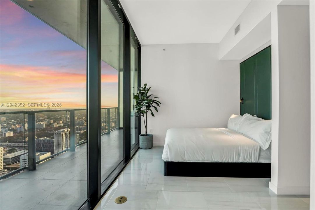 For Sale: $7,500,000 (4 beds, 4 baths, 2693 Square Feet)