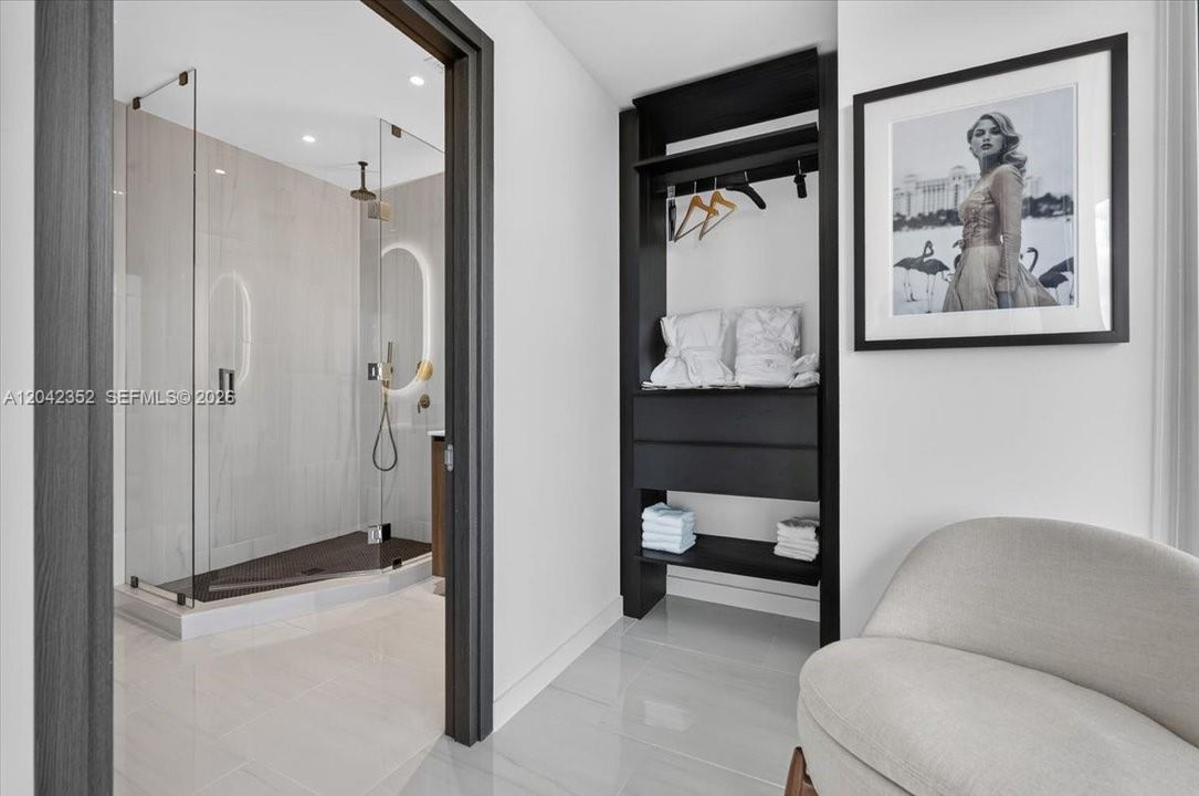 For Sale: $7,500,000 (4 beds, 4 baths, 2693 Square Feet)