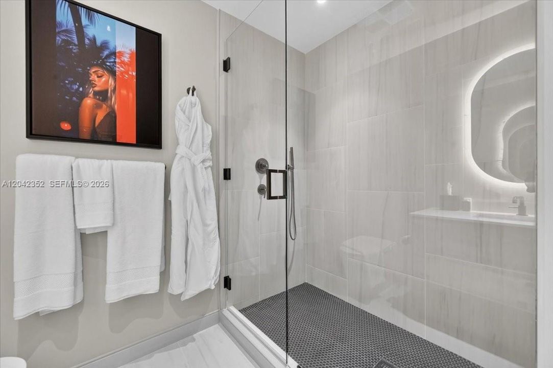 For Sale: $7,500,000 (4 beds, 4 baths, 2693 Square Feet)