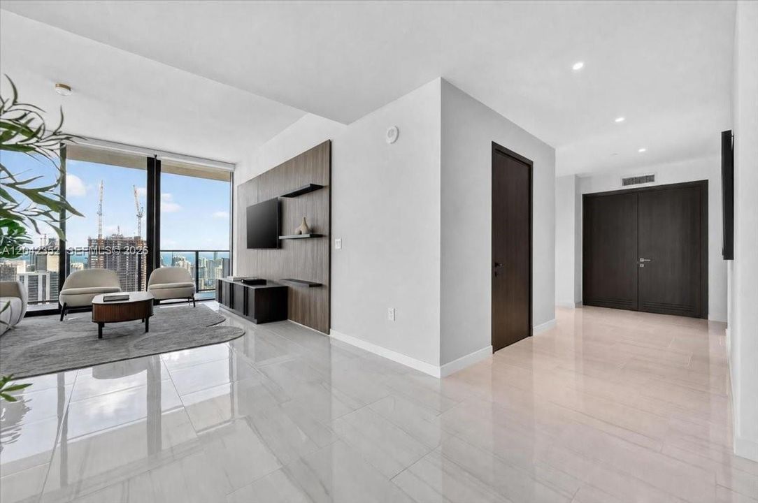 For Sale: $7,500,000 (4 beds, 4 baths, 2693 Square Feet)