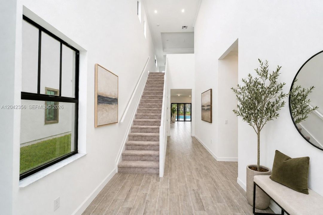 For Sale: $995,000 (5 beds, 4 baths, 3150 Square Feet)