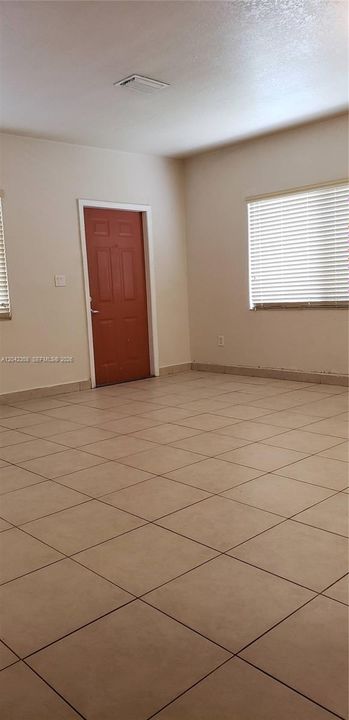 В аренду: $3,200 (3 спален, 2 ванн, 2320 Квадратных фут)