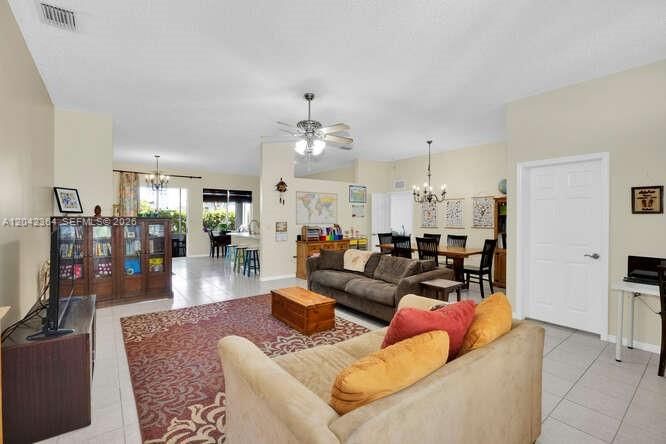 В аренду: $3,400 (4 спален, 3 ванн, 2073 Квадратных фут)