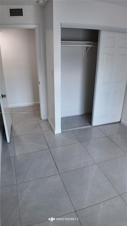 В аренду: $2,132 (3 спален, 1 ванн, 223601 Квадратных фут)