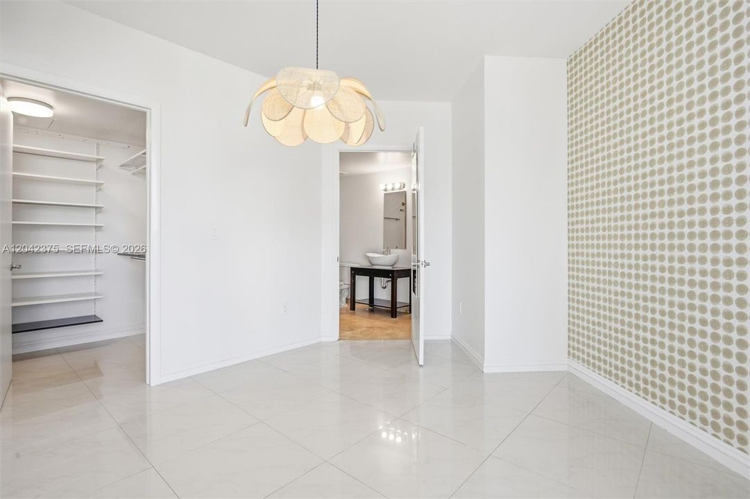 В аренду: $3,200 (2 спален, 2 ванн, 1075 Квадратных фут)