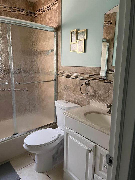 For Sale: $499,000 (7 beds, 3 baths, 1253 Square Feet)