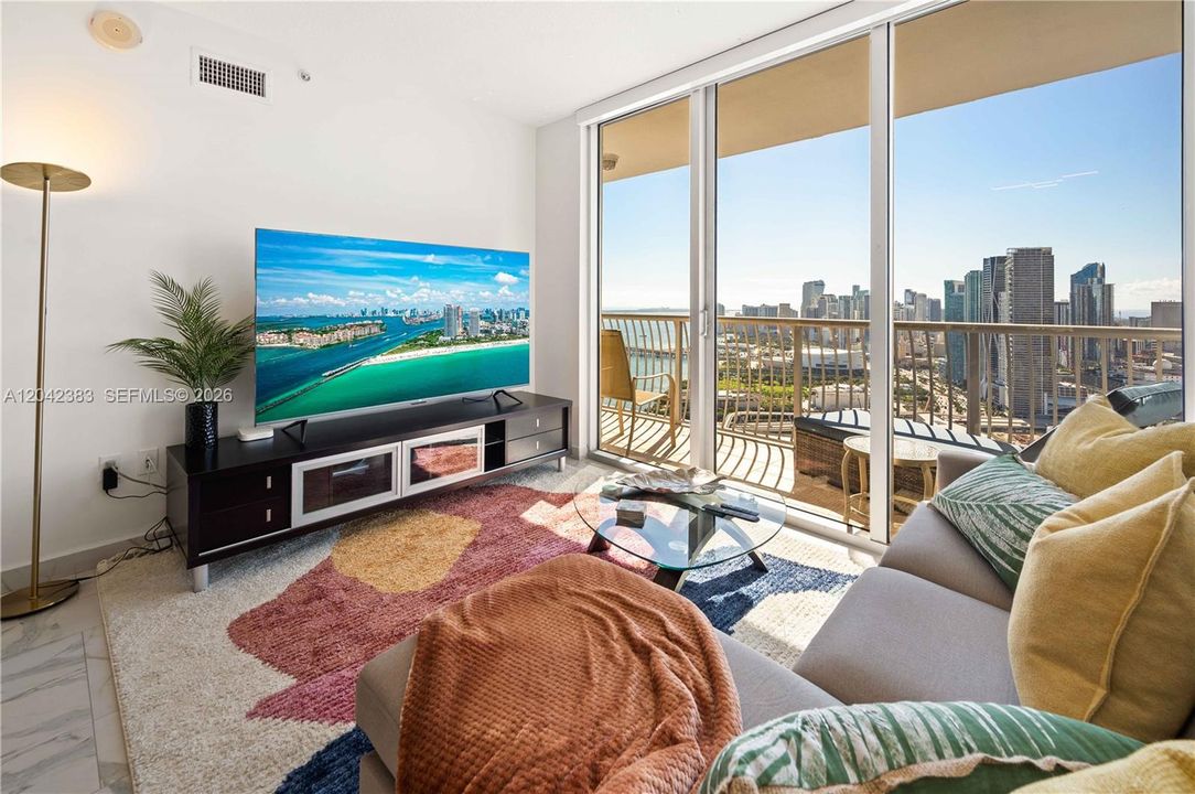 На продажу: $399,000 (1 спален, 1 ванн, 791 Квадратных фут)