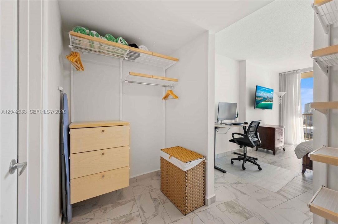 На продажу: $399,000 (1 спален, 1 ванн, 791 Квадратных фут)