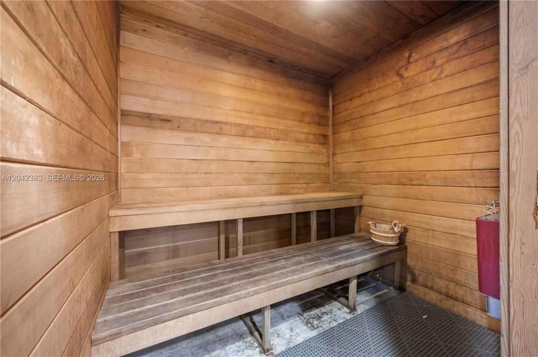 На продажу: $399,000 (1 спален, 1 ванн, 791 Квадратных фут)