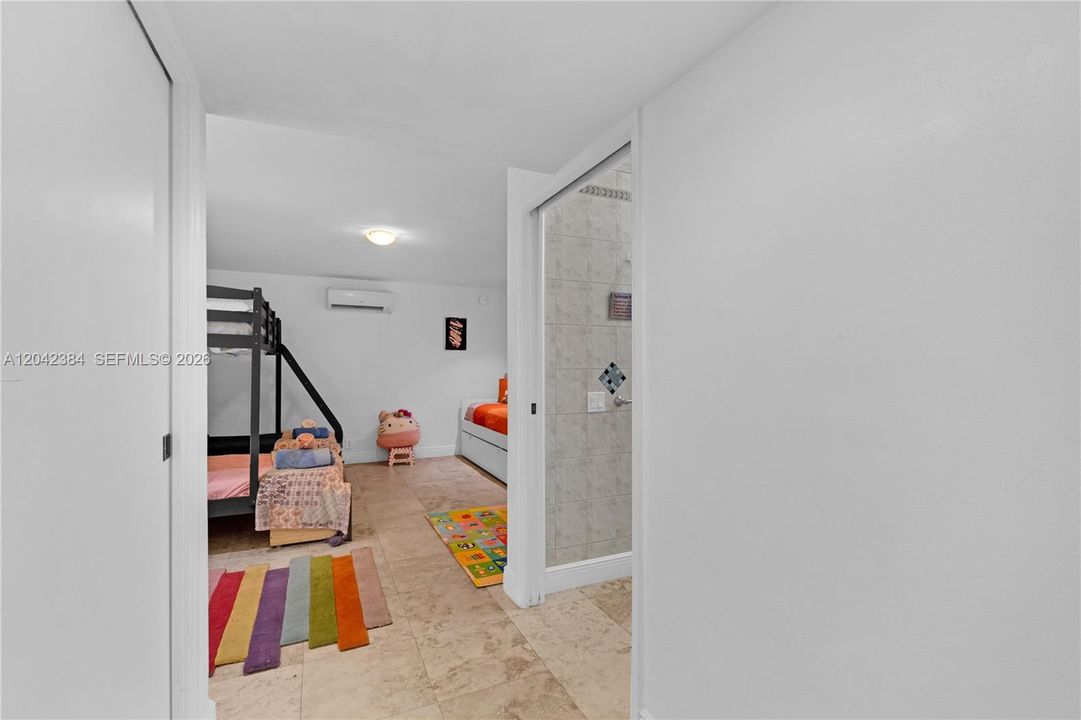 На продажу: $675,000 (4 спален, 3 ванн, 1804 Квадратных фут)