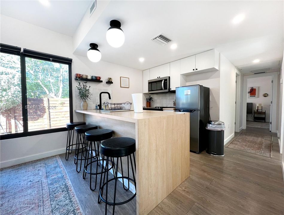В аренду: $4,500 (4 спален, 3 ванн, 0 Квадратных фут)