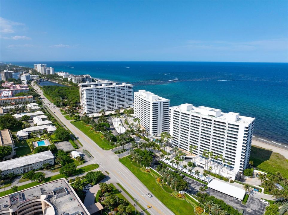 На продажу: $2,130,000 (2 спален, 2 ванн, 2156 Квадратных фут)