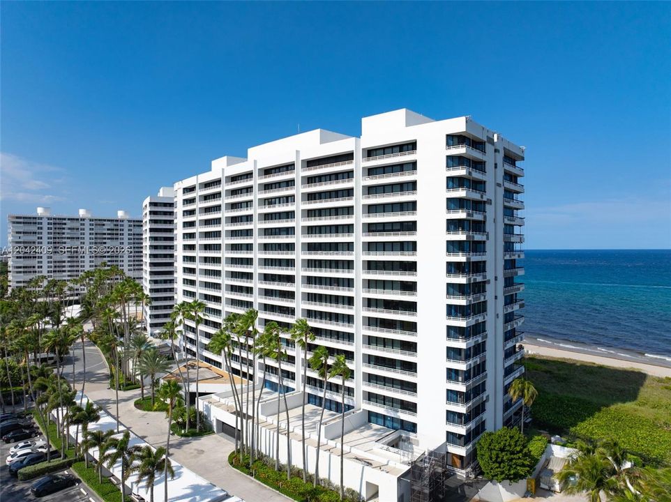 На продажу: $2,130,000 (2 спален, 2 ванн, 2156 Квадратных фут)