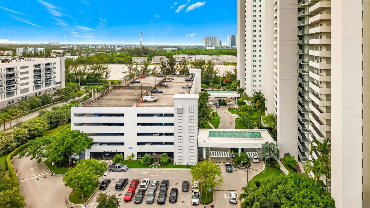 14951 Royal Oaks Lane #505-6