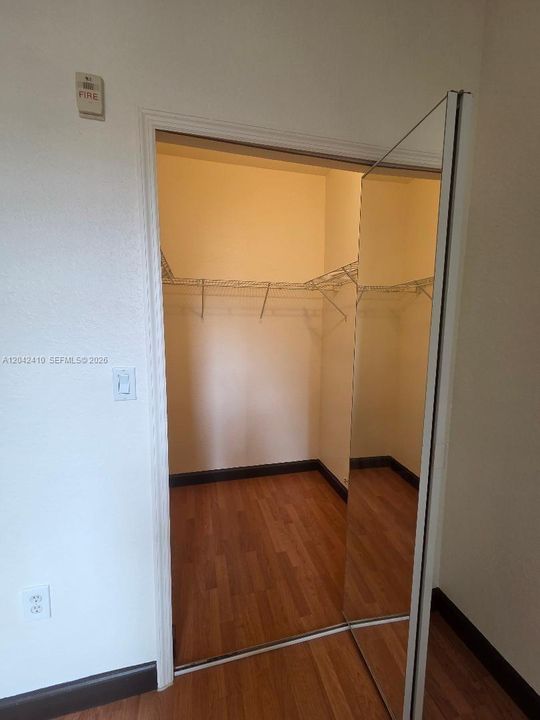 В аренду: $2,600 (3 спален, 2 ванн, 1076 Квадратных фут)