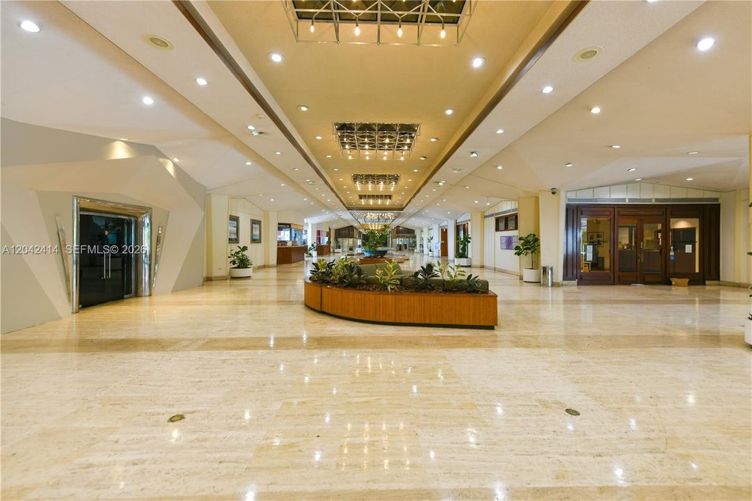 В аренду: $3,500 (2 спален, 2 ванн, 990 Квадратных фут)
