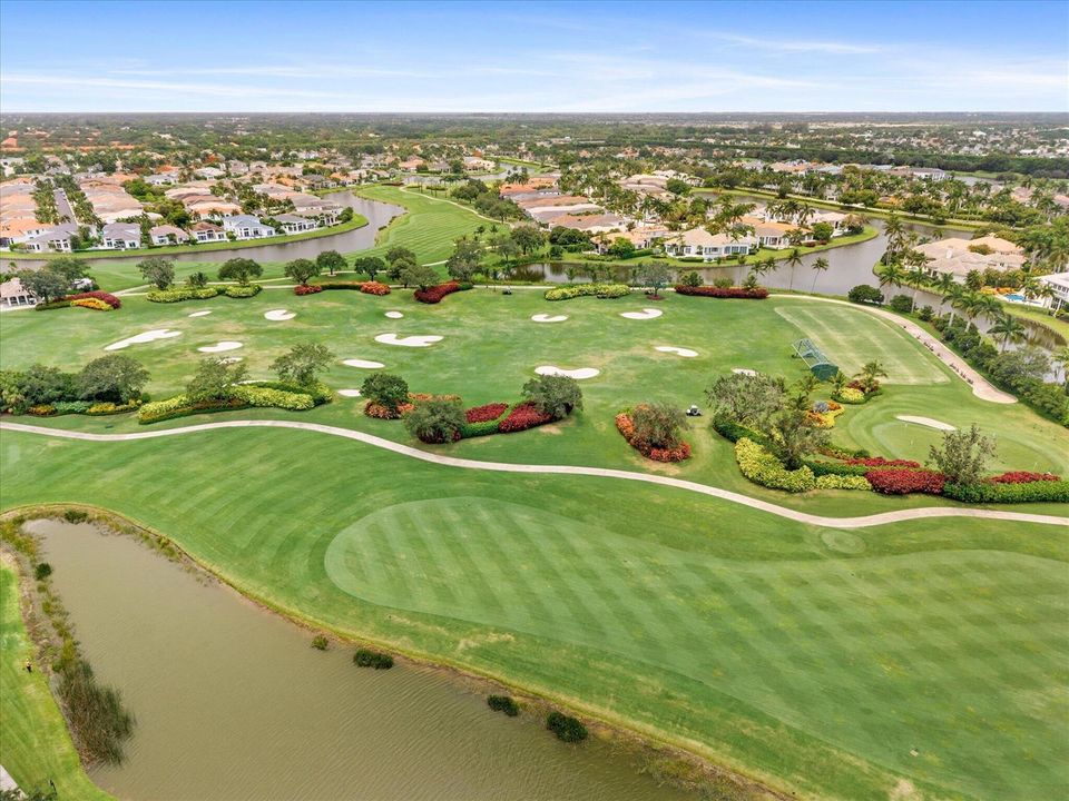 Woodfiled Country Club