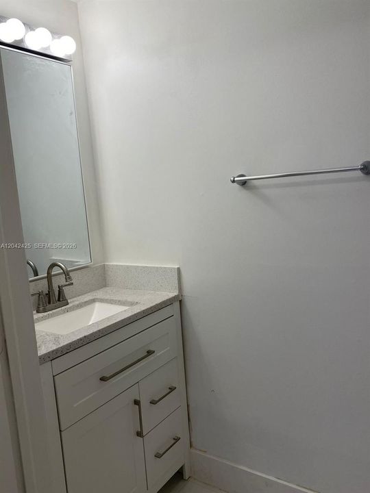 En Renta: $3,850 (3 camas, 2 baños, 1620 Pies cuadrados)