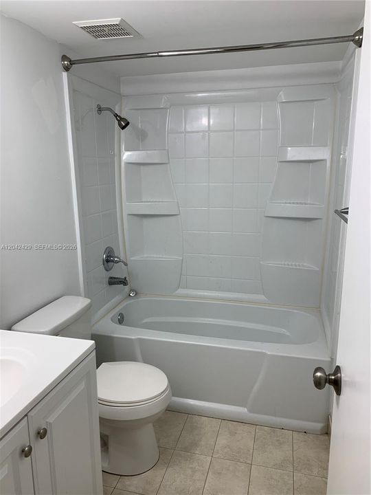 For Rent: $2,750 (3 beds, 2 baths, 1180 Square Feet)