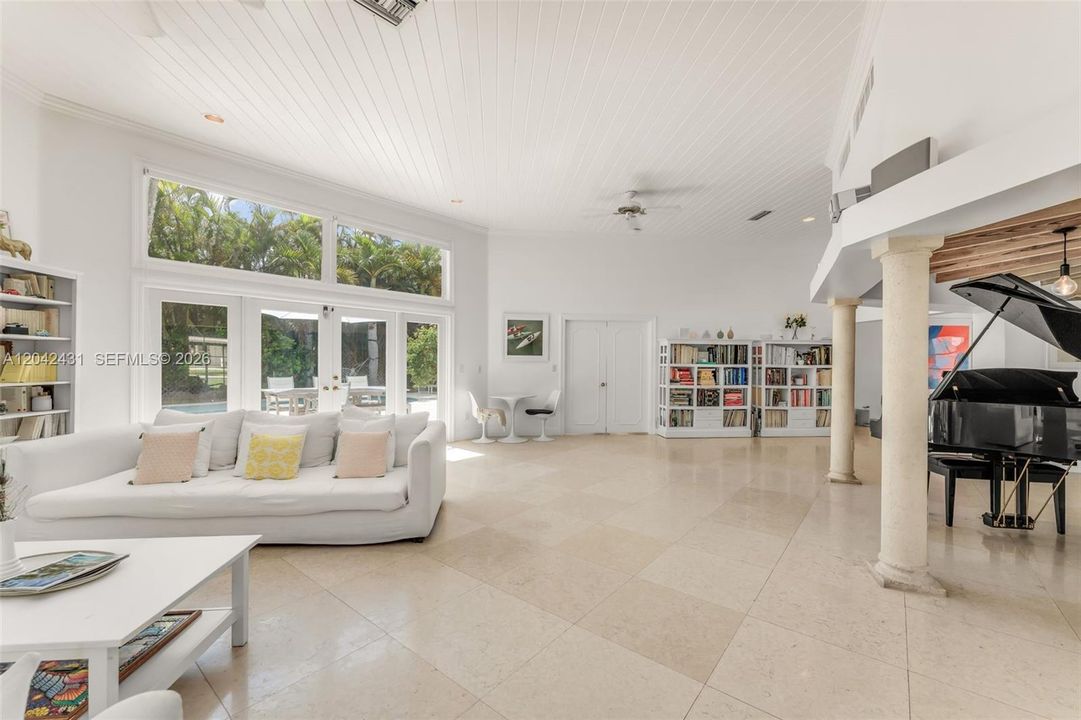 For Rent: $14,800 (4 beds, 3 baths, 2959 Square Feet)