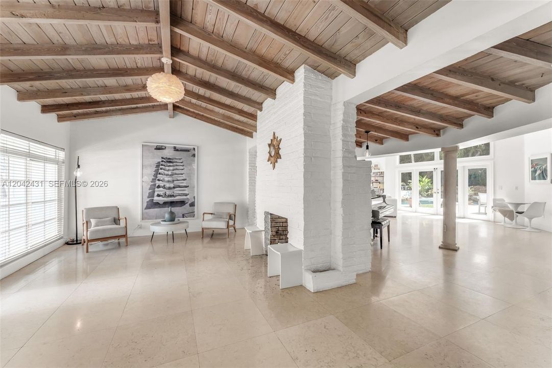 For Rent: $14,800 (4 beds, 3 baths, 2959 Square Feet)