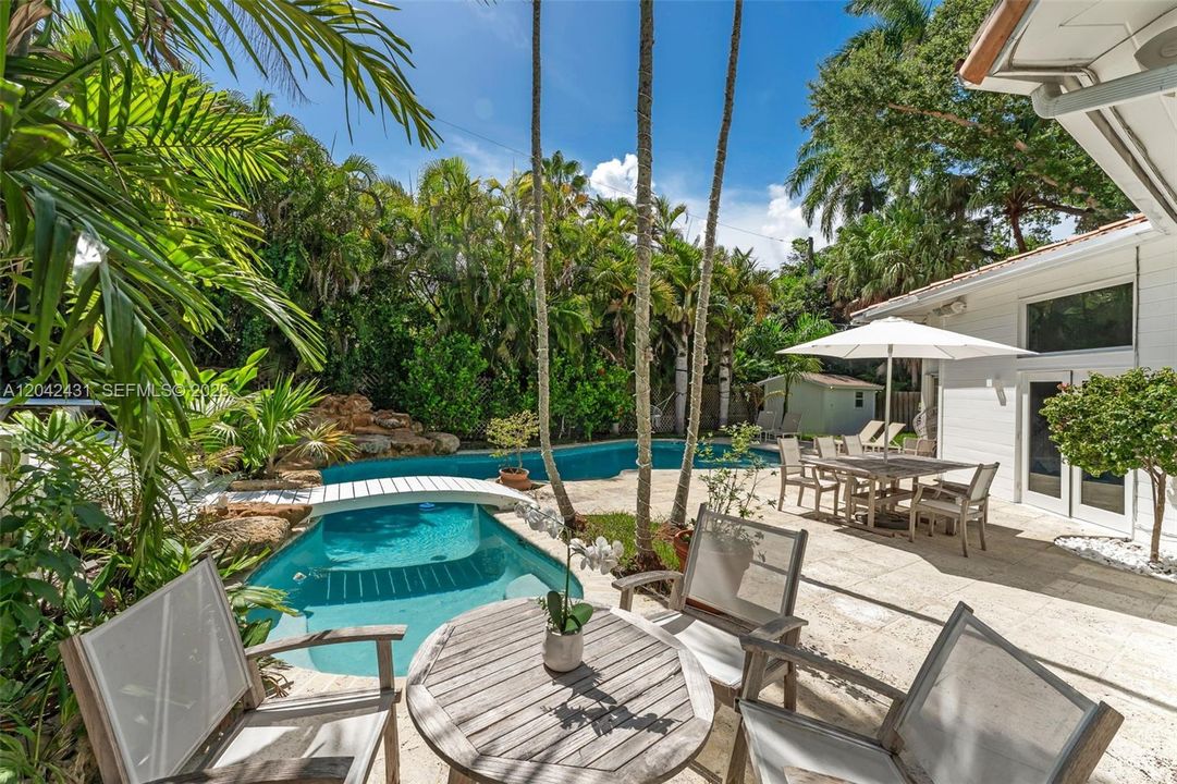 For Rent: $14,800 (4 beds, 3 baths, 2959 Square Feet)