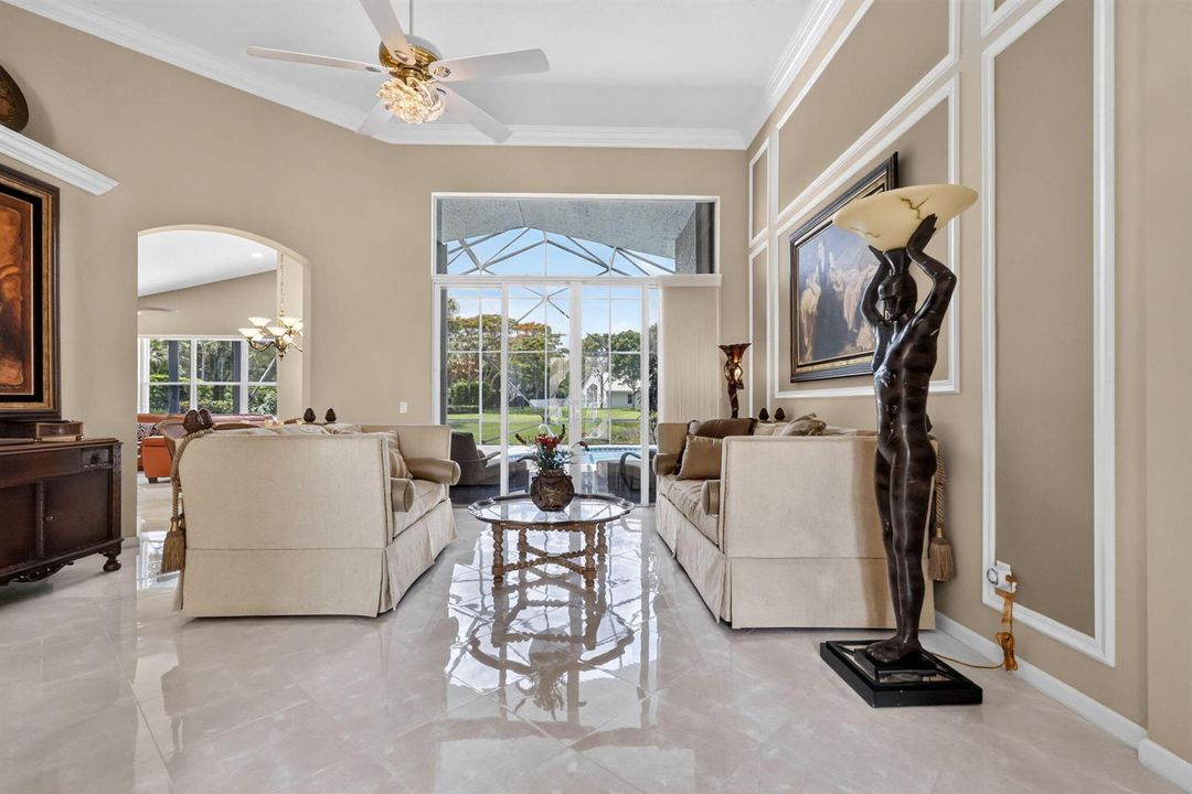 Pure Comfort in the Living room