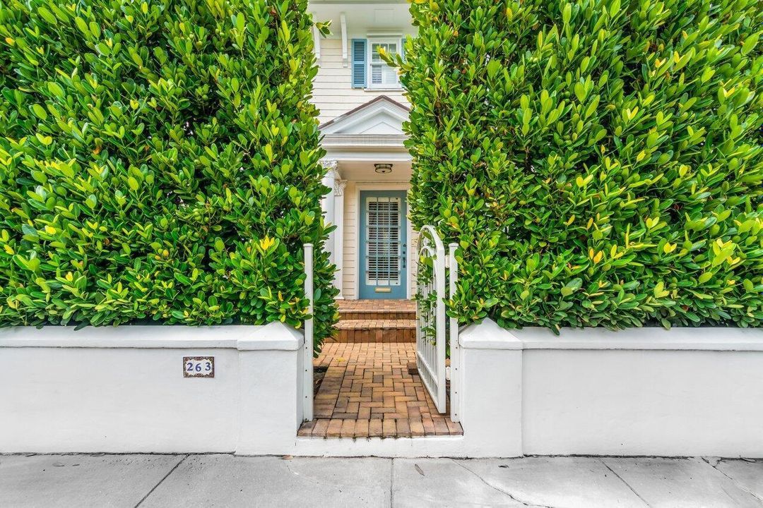 003-263ParkAvenue-PalmBeach-FL-33480-SMA
